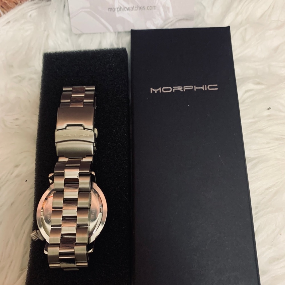 Brand New In Box - Picture 2 of 3